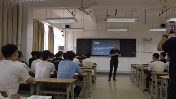 1633943305493316.png 图片2.png